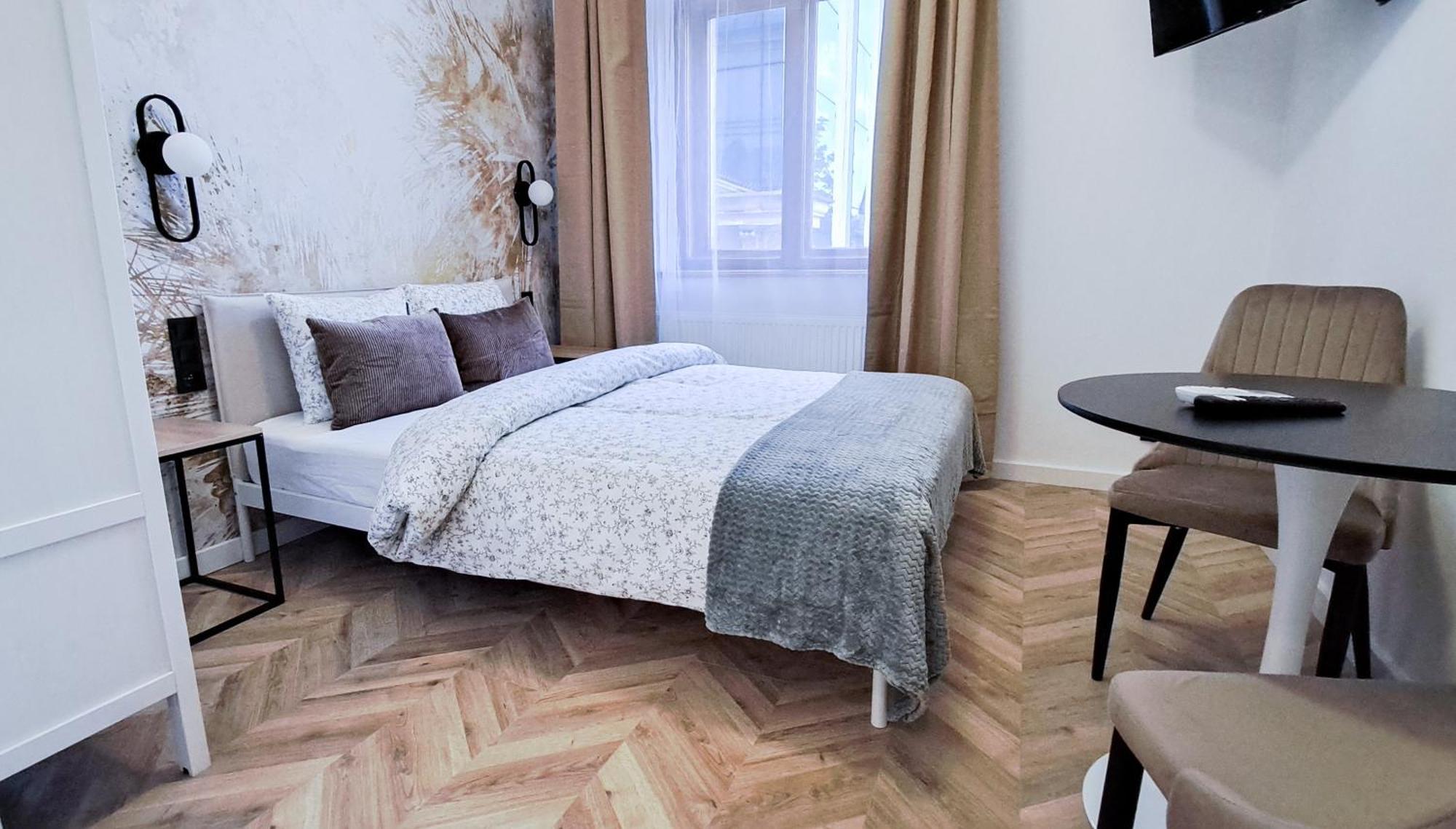 Lion Apartments - Platinium Krakow Luaran gambar